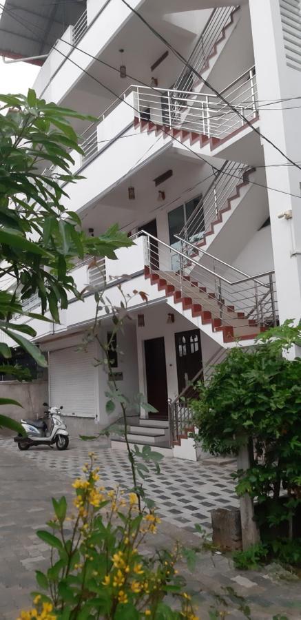 Friendsland Home Stay Kochi Exterior foto